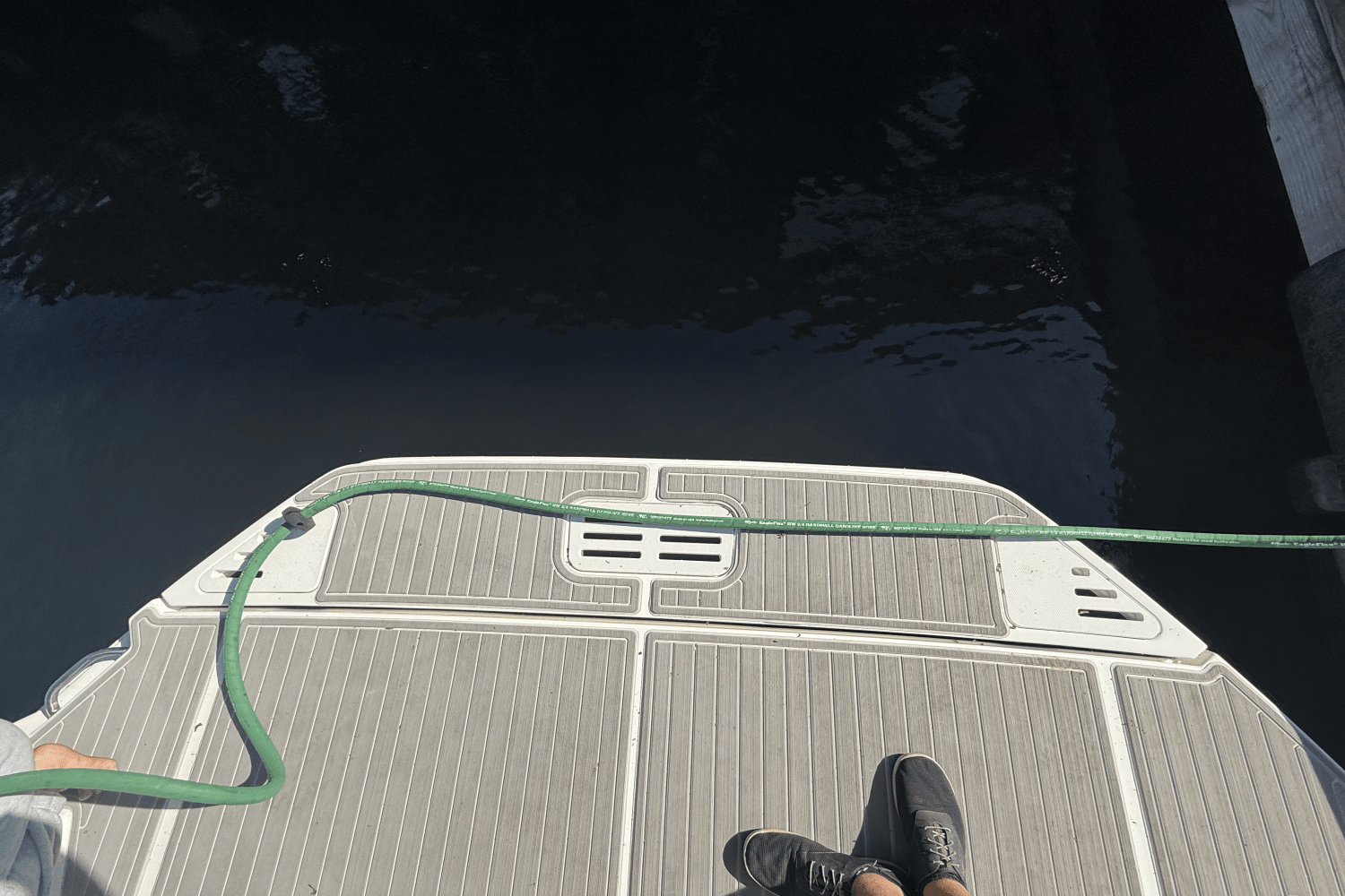 2025 Sea Ray Sundancer 320 Image Thumbnail #31