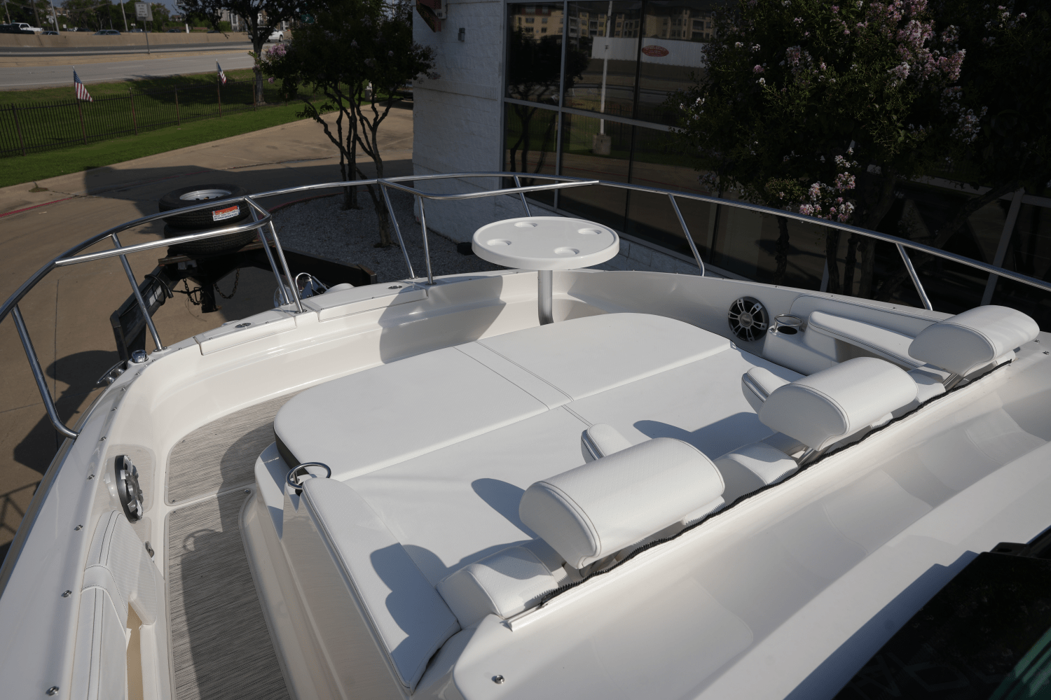 2025 Sea Ray Sundancer 320 Image Thumbnail #25