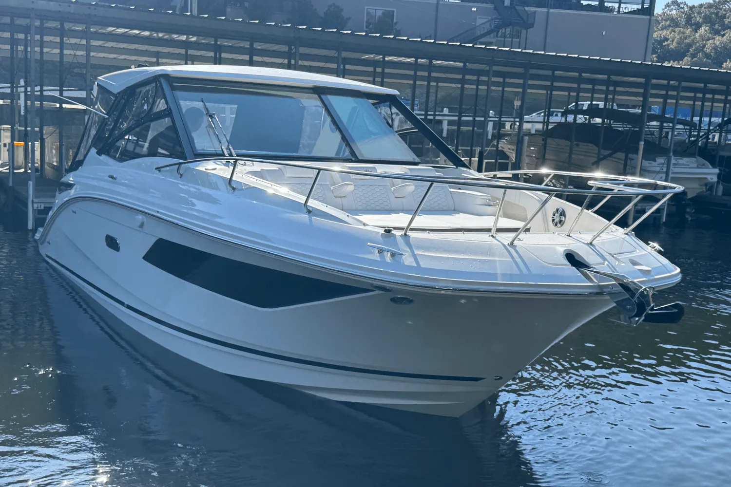 2025 Sea Ray Sundancer 320 Image Thumbnail #5