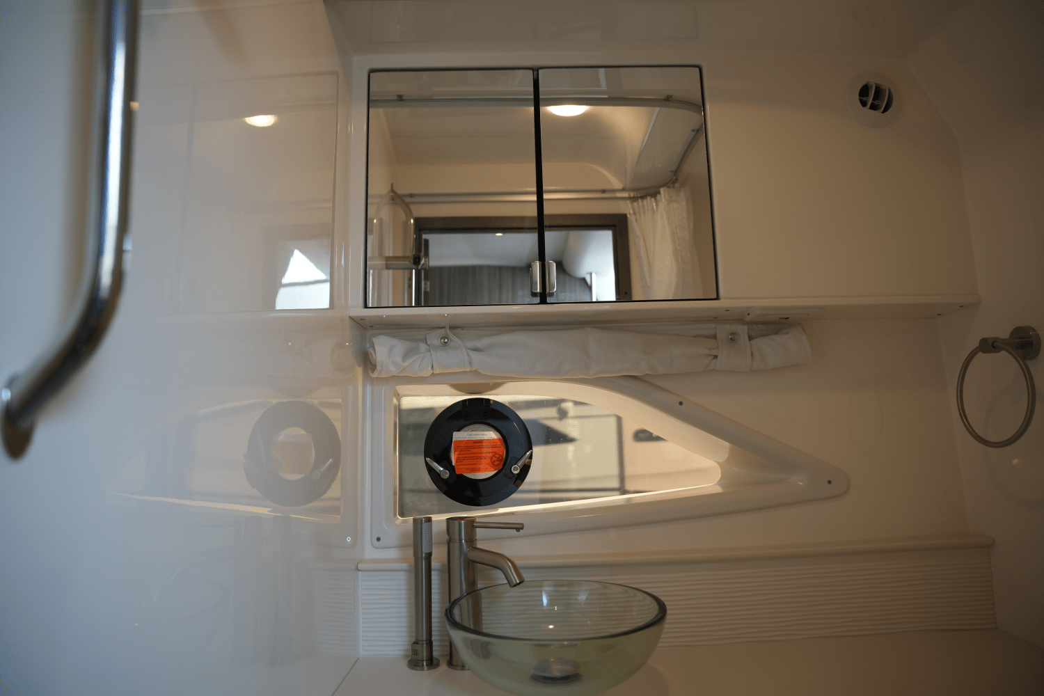 2025 Sea Ray Sundancer 320 Image Thumbnail #37