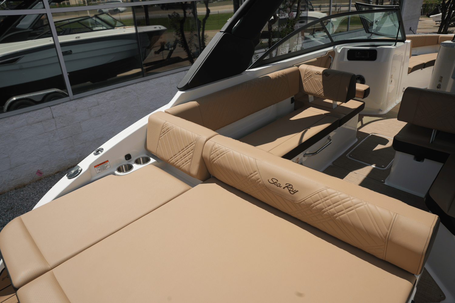 2025 Sea Ray 250 SDX Image Thumbnail #5