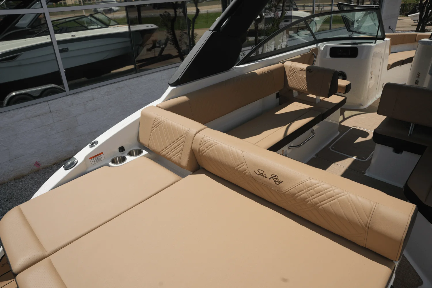 2025 Sea Ray 250 SDX Image Thumbnail #5