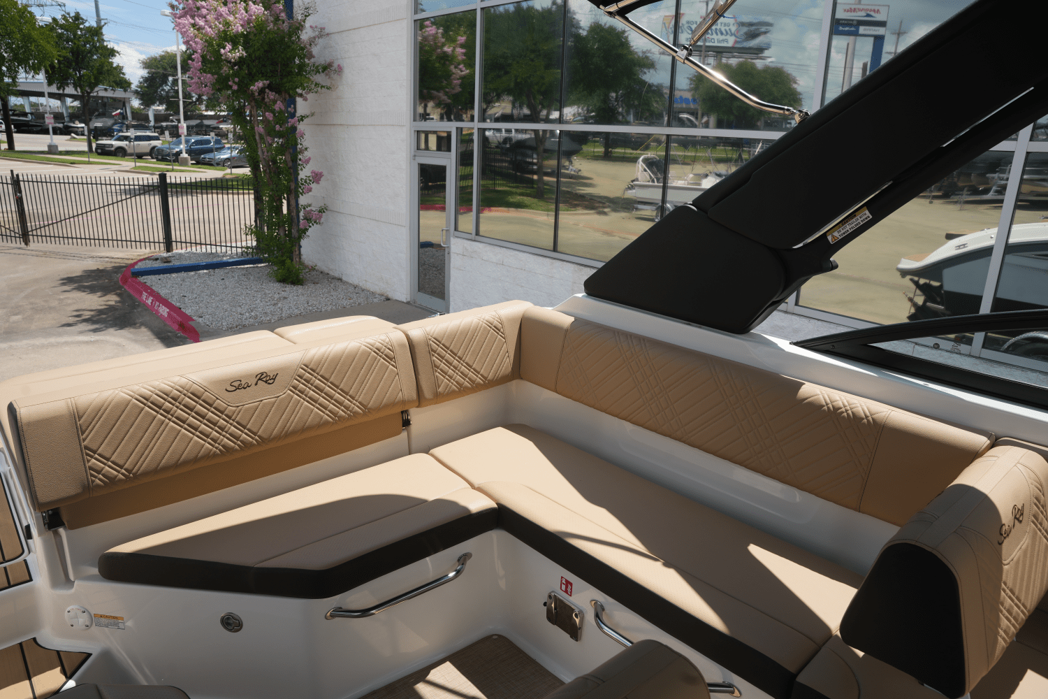 2025 Sea Ray 250 SDX Image Thumbnail #10