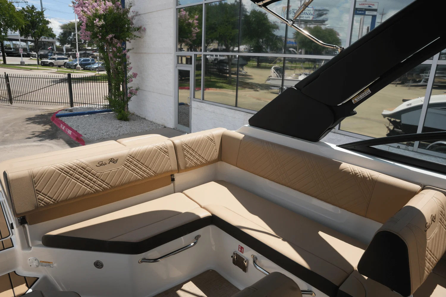 2025 Sea Ray 250 SDX Image Thumbnail #10