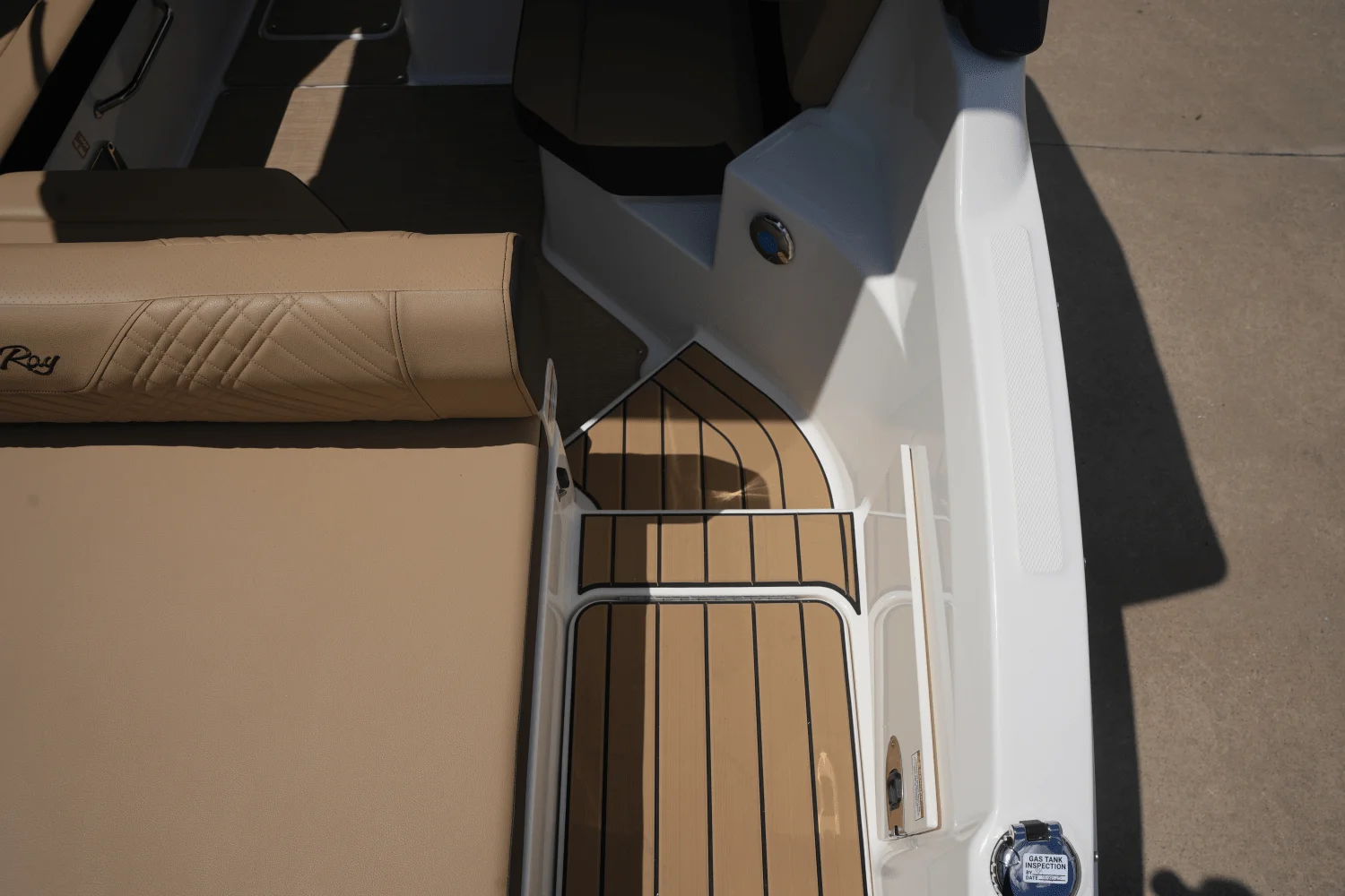 2025 Sea Ray 250 SDX Image Thumbnail #7