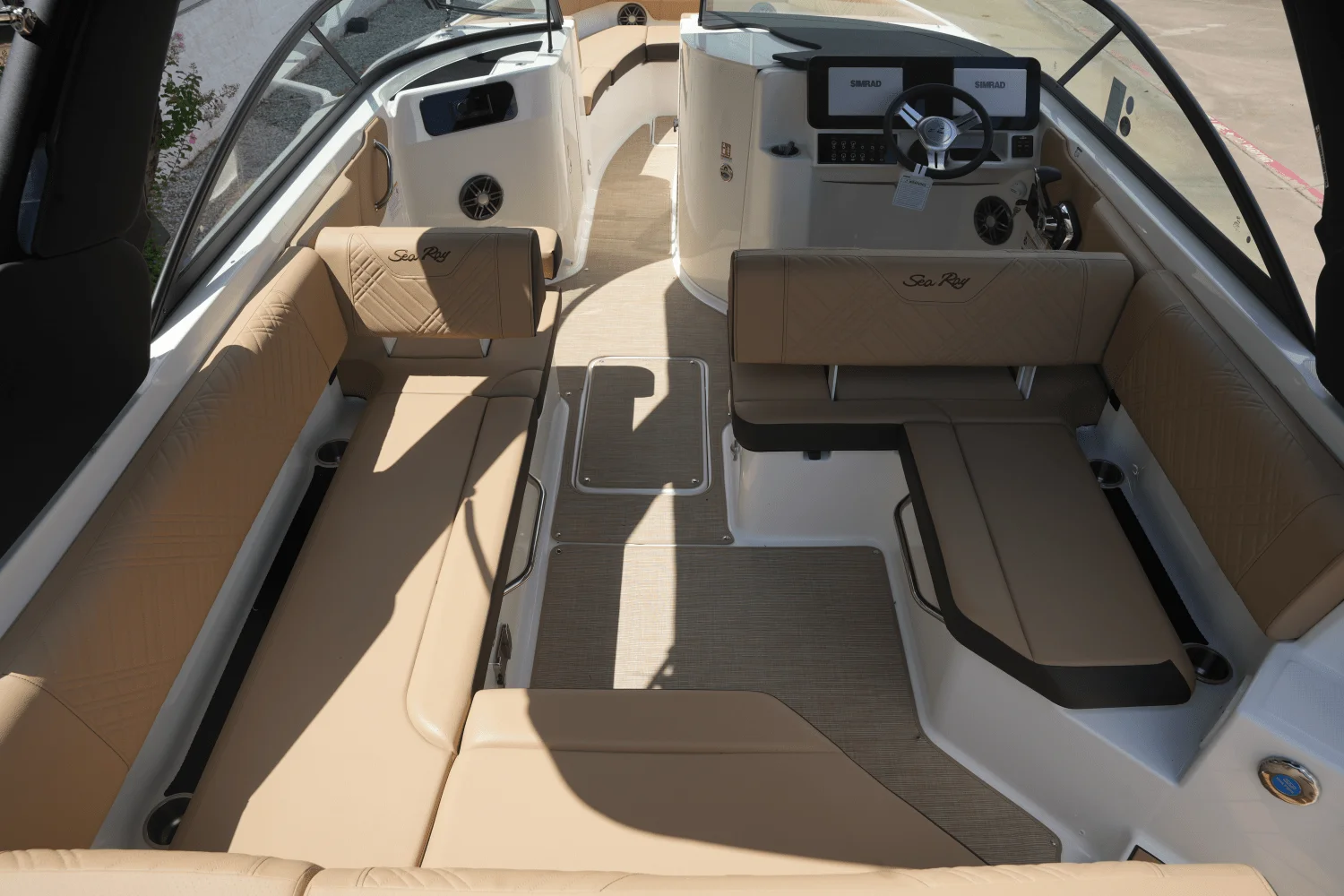 2025 Sea Ray 250 SDX Image Thumbnail #8