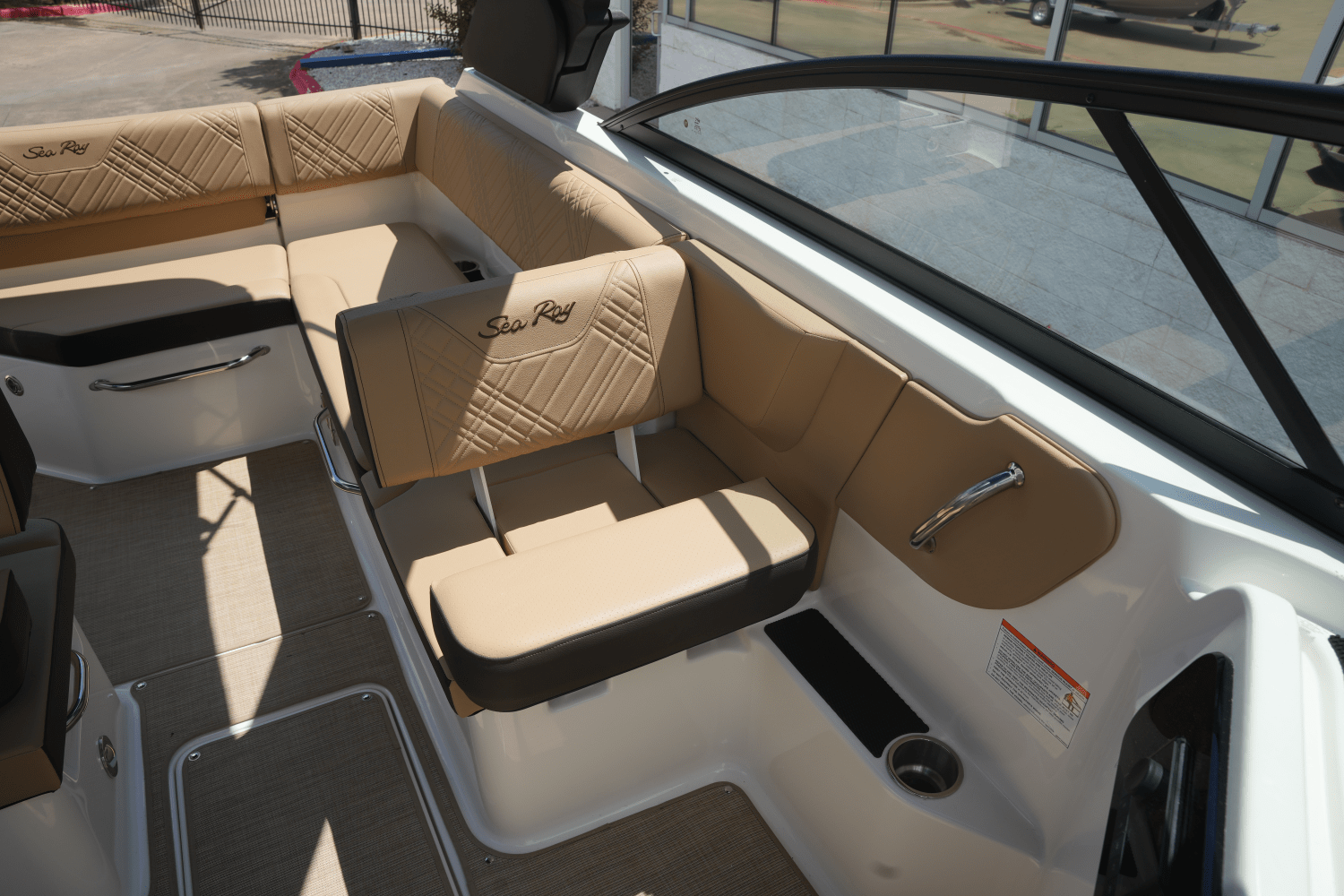 2025 Sea Ray 250 SDX Image Thumbnail #14