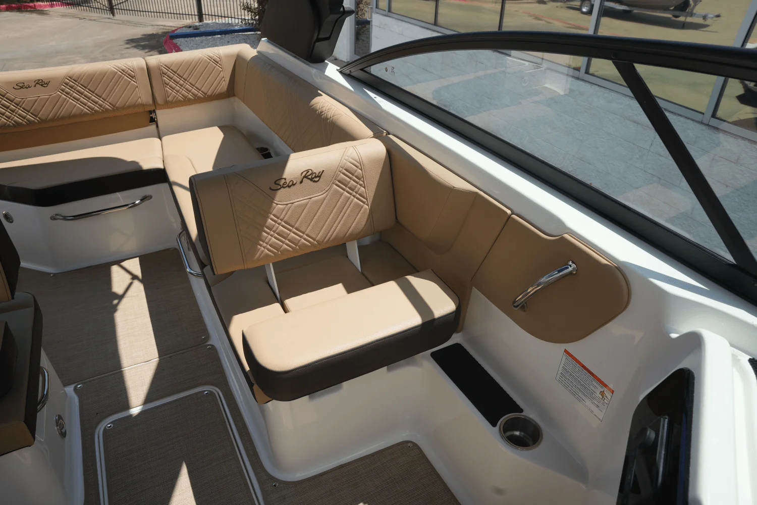 2025 Sea Ray 250 SDX Image Thumbnail #14