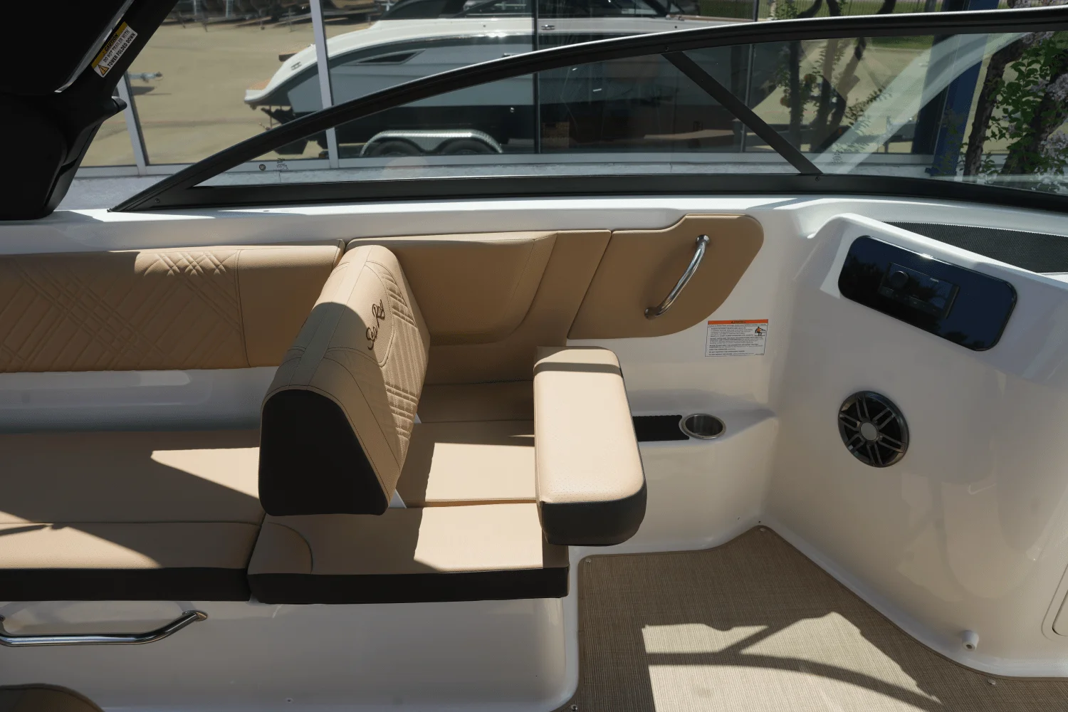 2025 Sea Ray 250 SDX Image Thumbnail #13