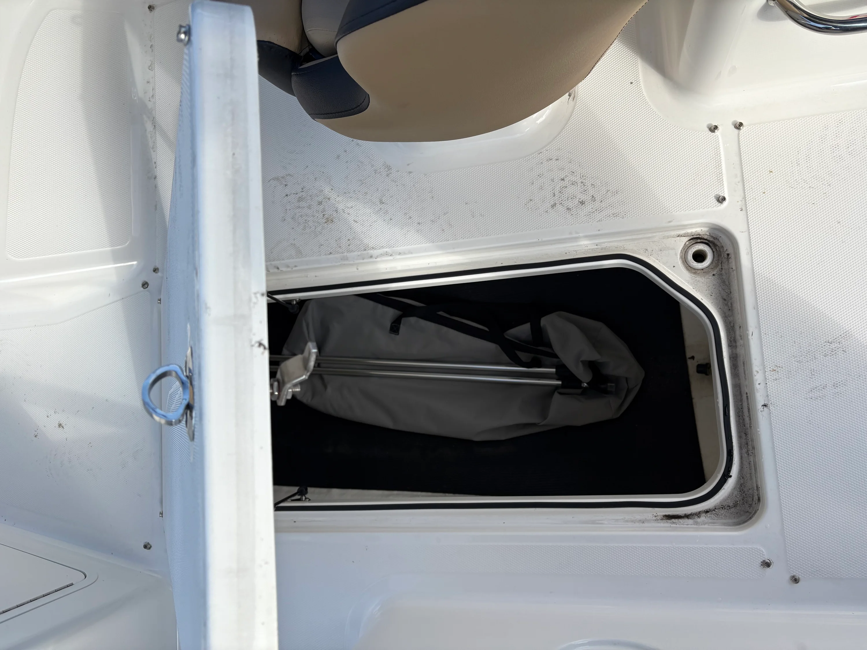 2025 Sea Ray SPX 210 Image Thumbnail #16