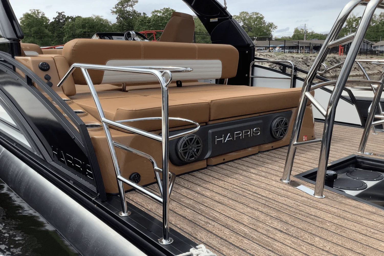 2026 Harris Solstice 230 Image Thumbnail #7
