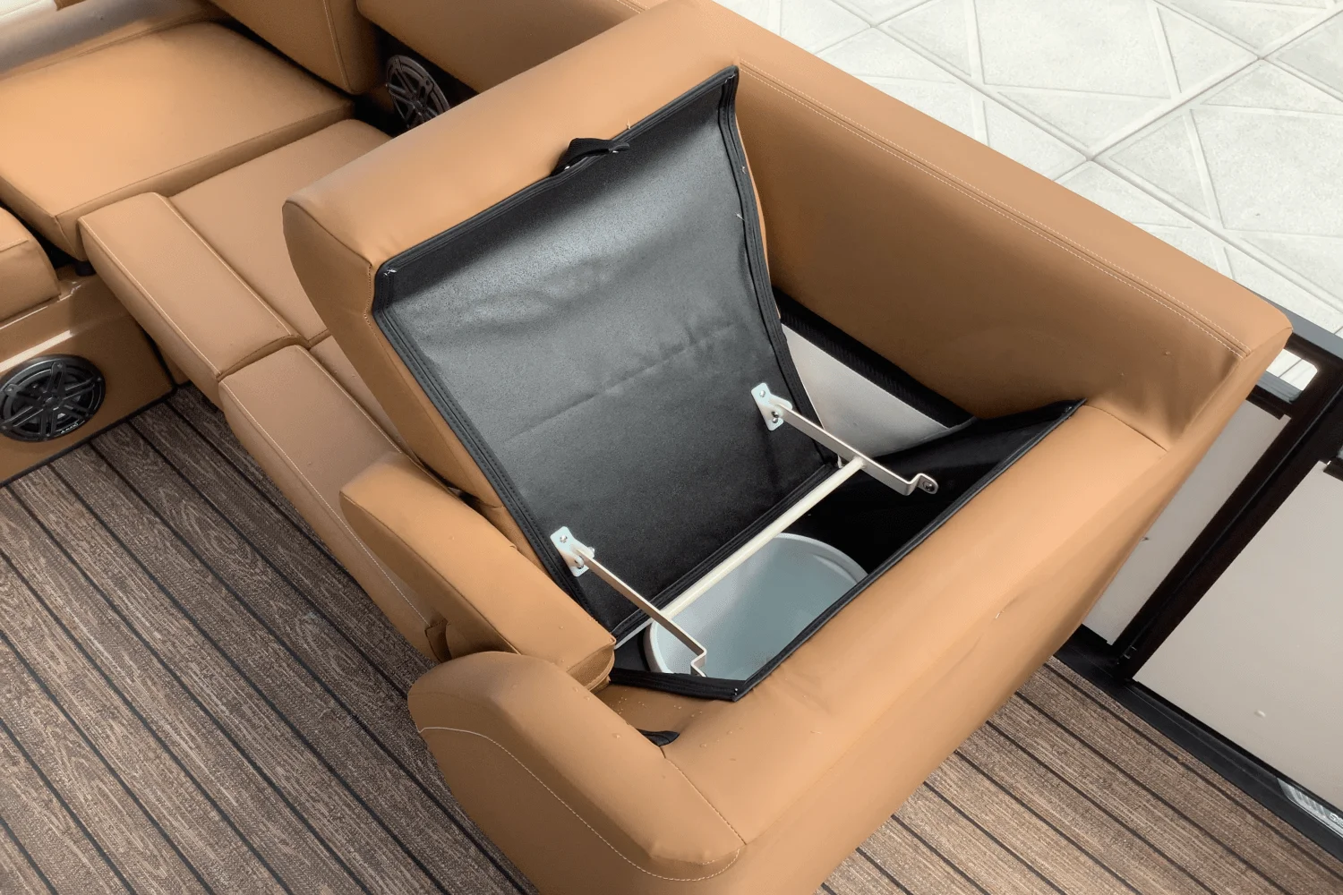 2026 Harris Solstice 230 Image Thumbnail #28