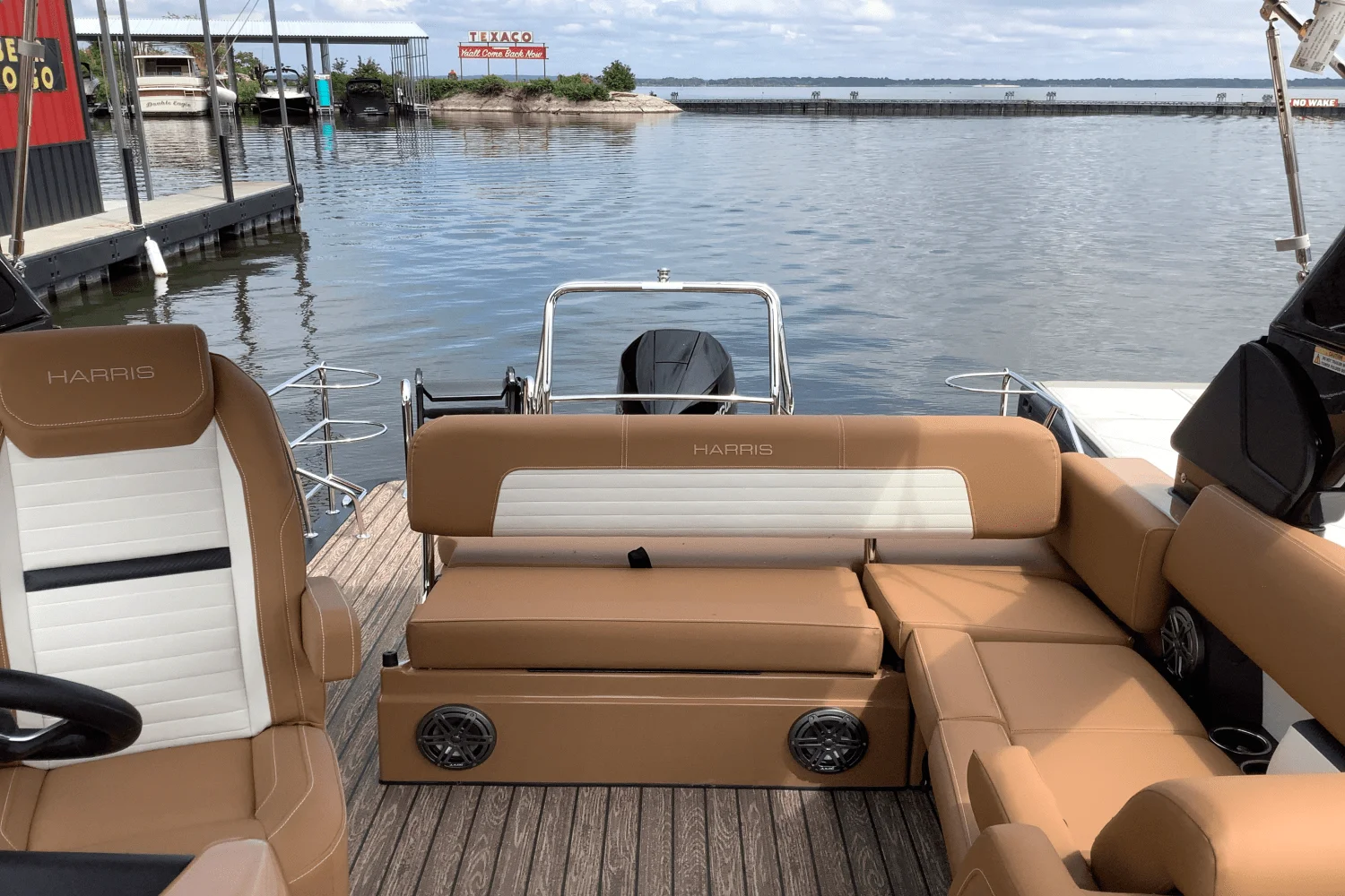 2026 Harris Solstice 230 Image Thumbnail #9