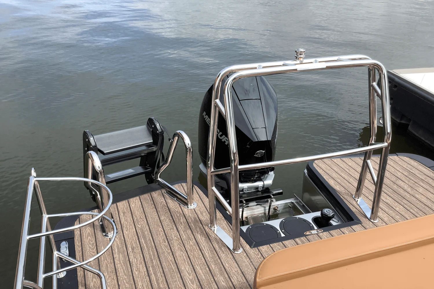 2026 Harris Solstice 230 Image Thumbnail #8