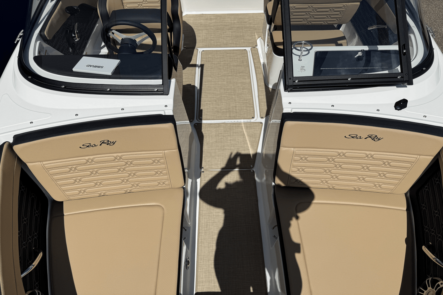 2025 Sea Ray SPX 210 Image Thumbnail #40