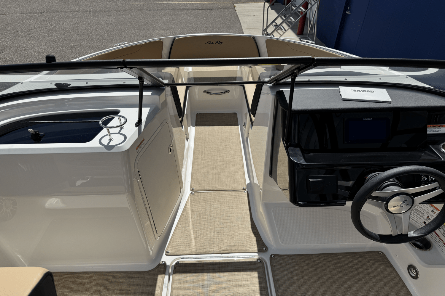2025 Sea Ray SPX 210 Image Thumbnail #34