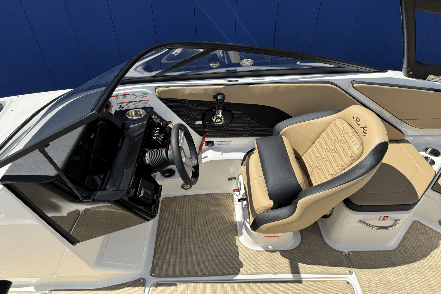 2025 Sea Ray SPX 210 Image Thumbnail #29