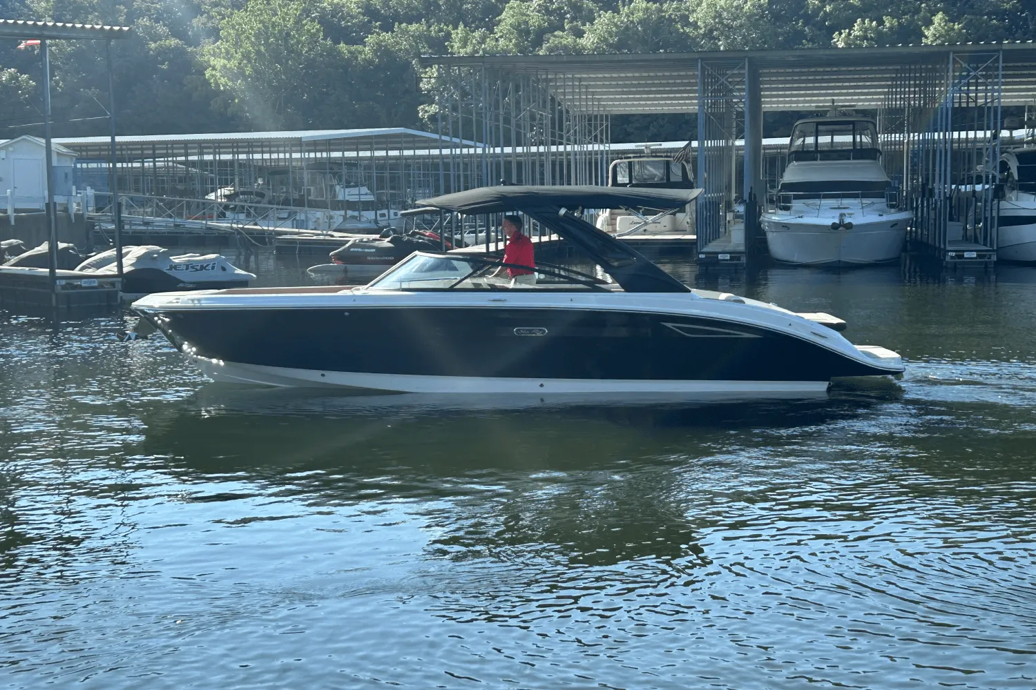 2025 Sea Ray SDX 270 Image Thumbnail #0