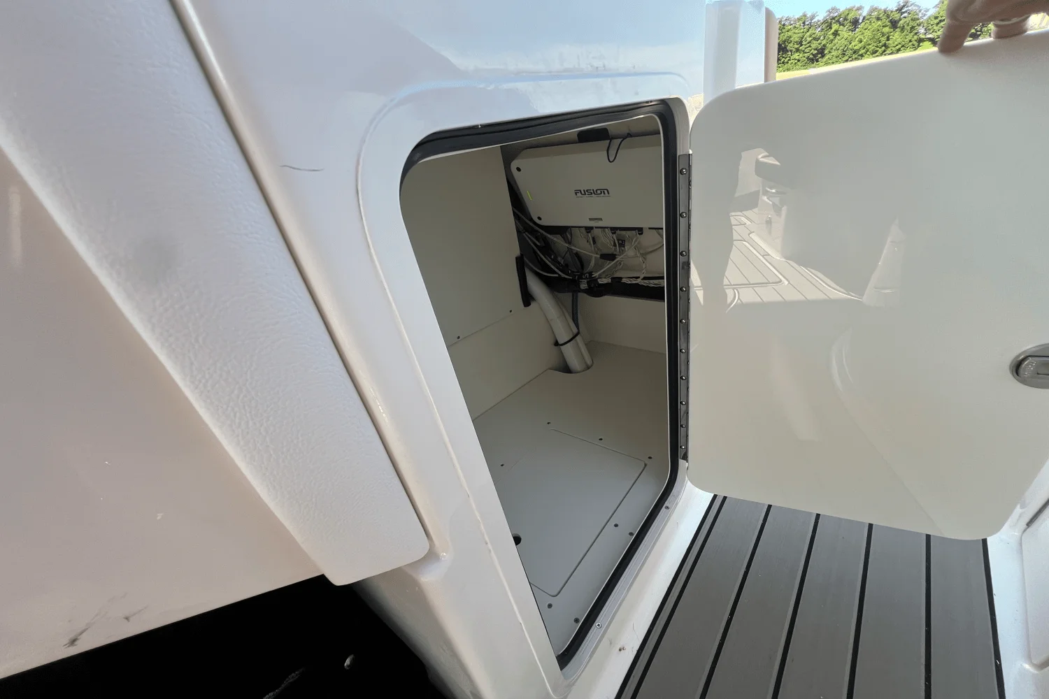 2025 Sea Ray SDX 270 Image Thumbnail #35