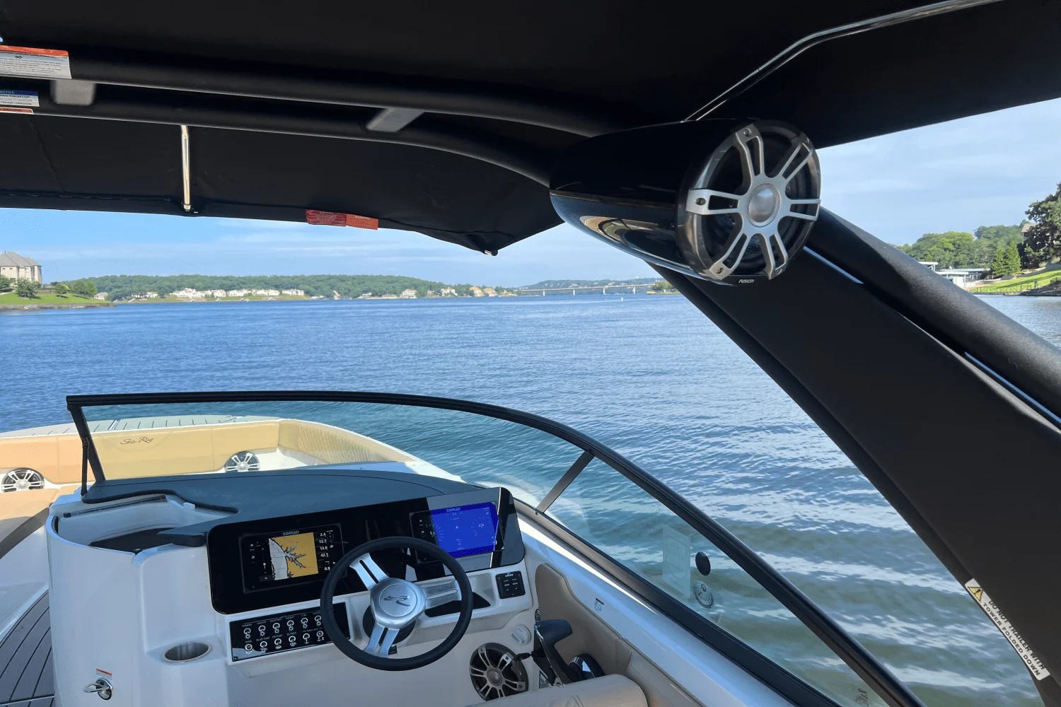 2025 Sea Ray SDX 270 Image Thumbnail #30