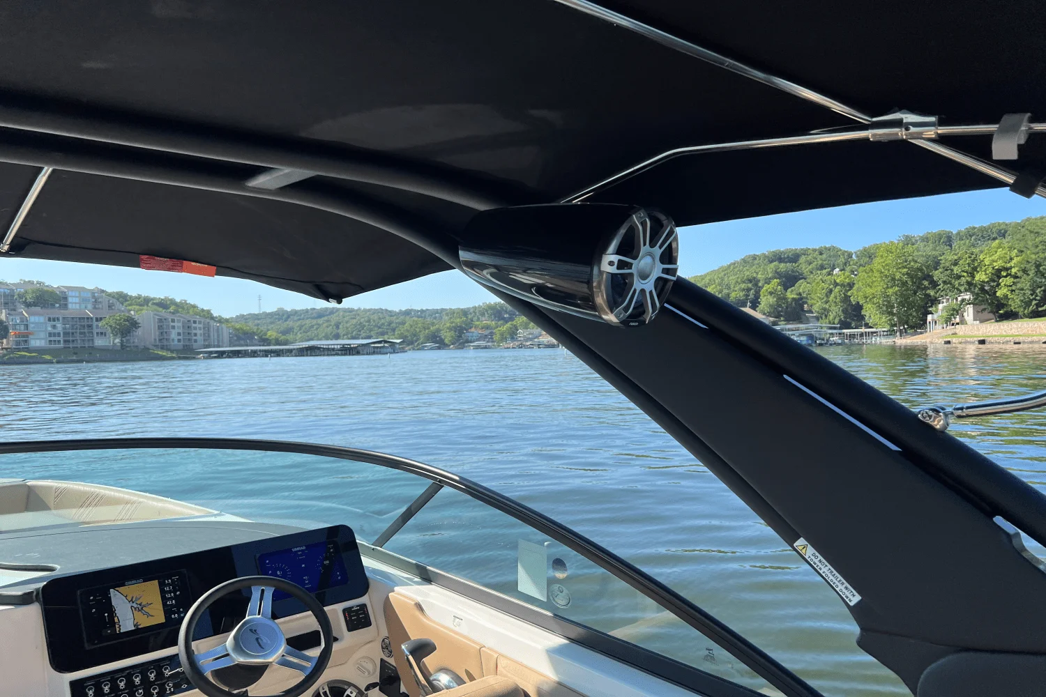 2025 Sea Ray SDX 270 Image Thumbnail #11