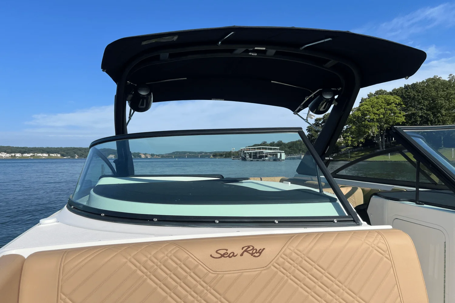 2025 Sea Ray SDX 270 Image Thumbnail #23