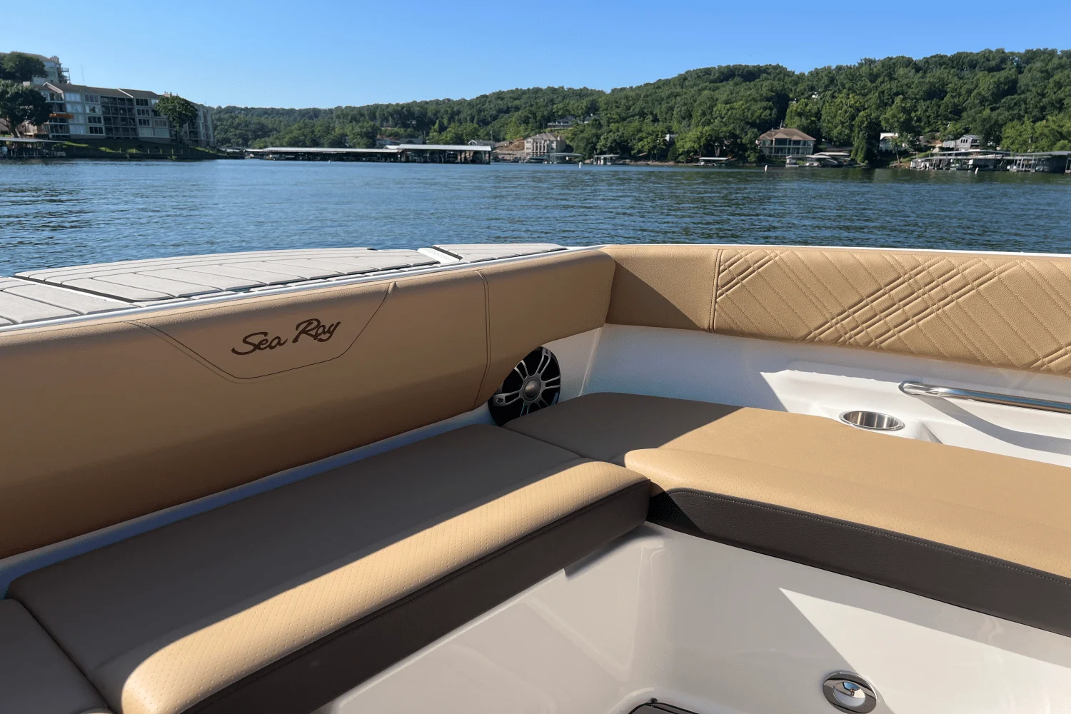 2025 Sea Ray SDX 270 Image Thumbnail #20