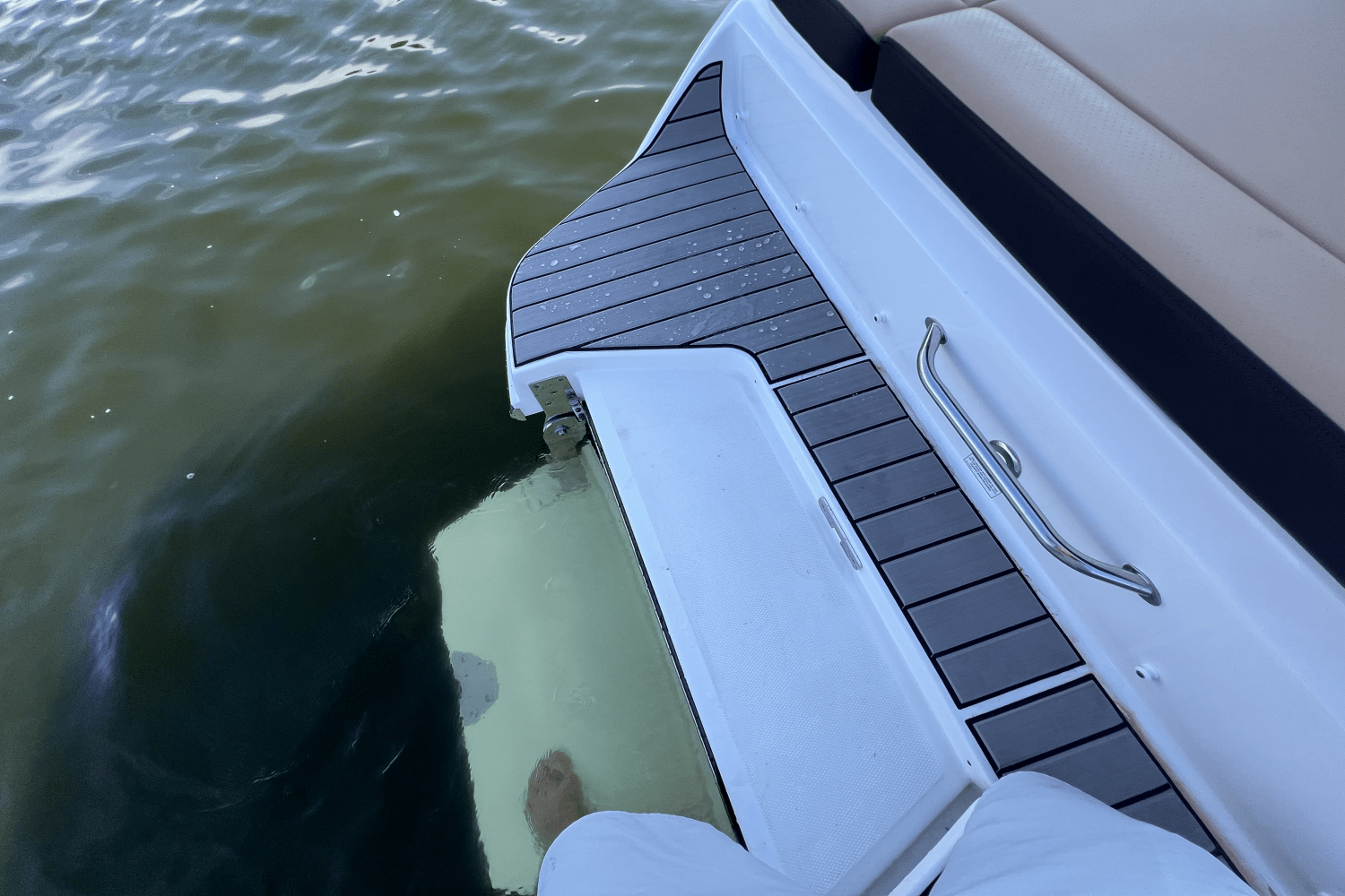 2025 Sea Ray SDX 270 Image Thumbnail #17