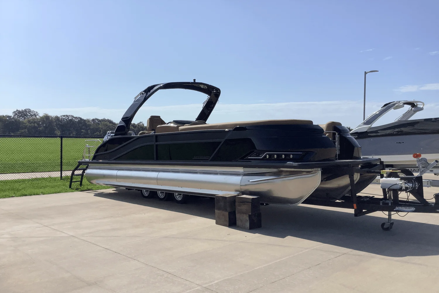 2026 Harris Grand Mariner 250 Image Thumbnail #5