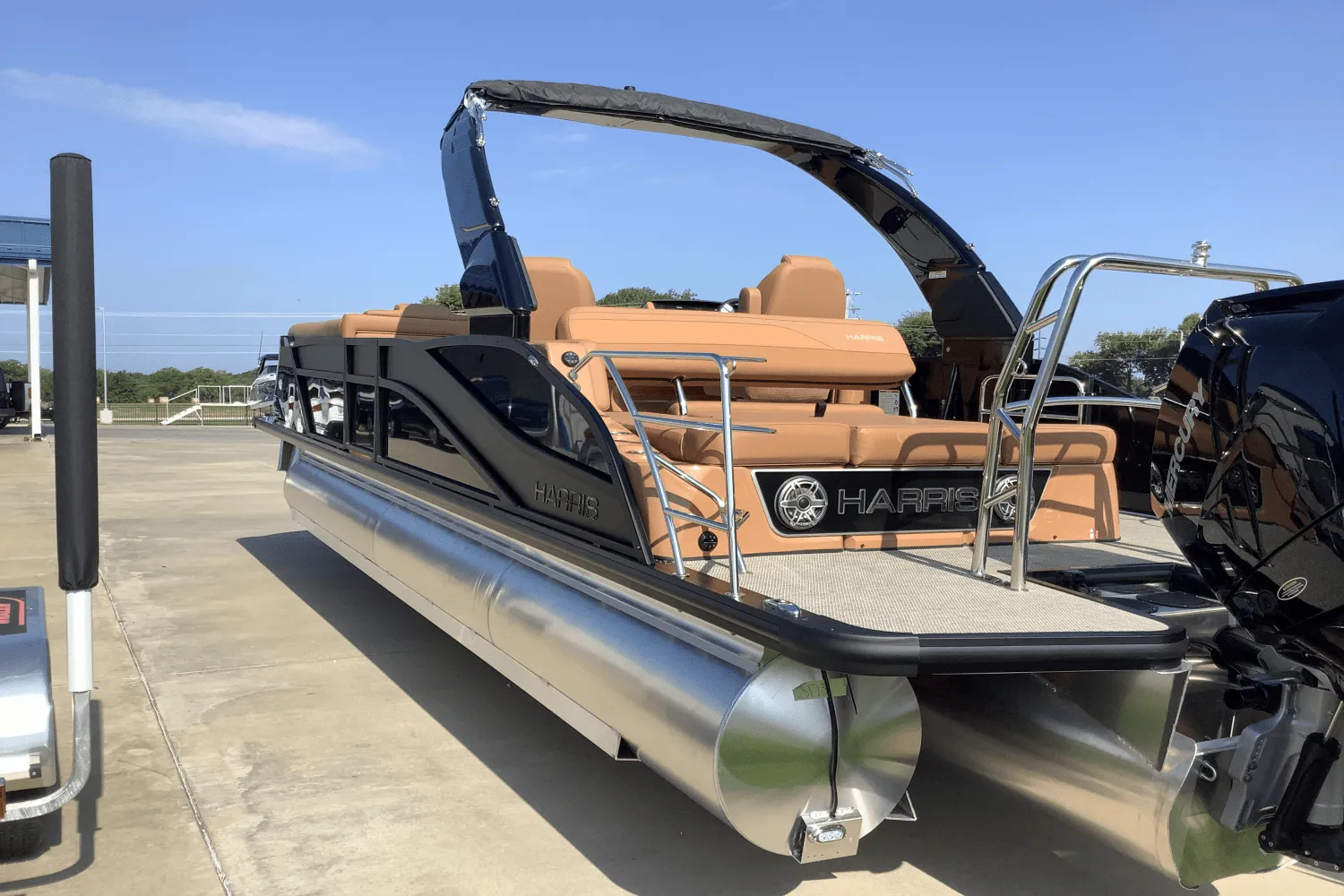 2026 Harris Grand Mariner 250 Image Thumbnail #5