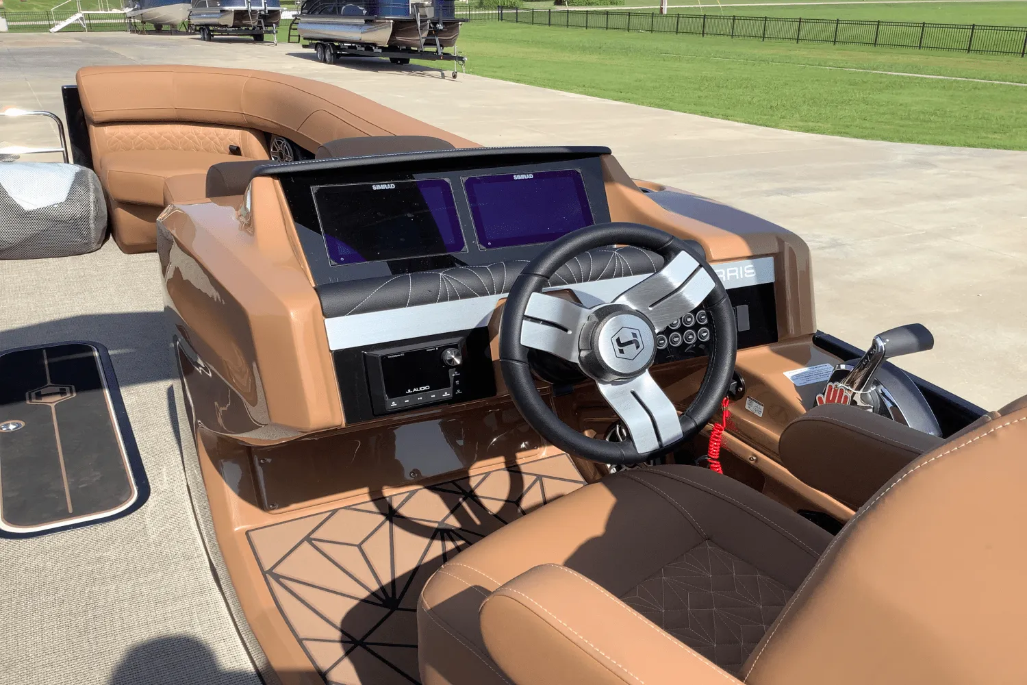 2026 Harris Grand Mariner 250 Image Thumbnail #12