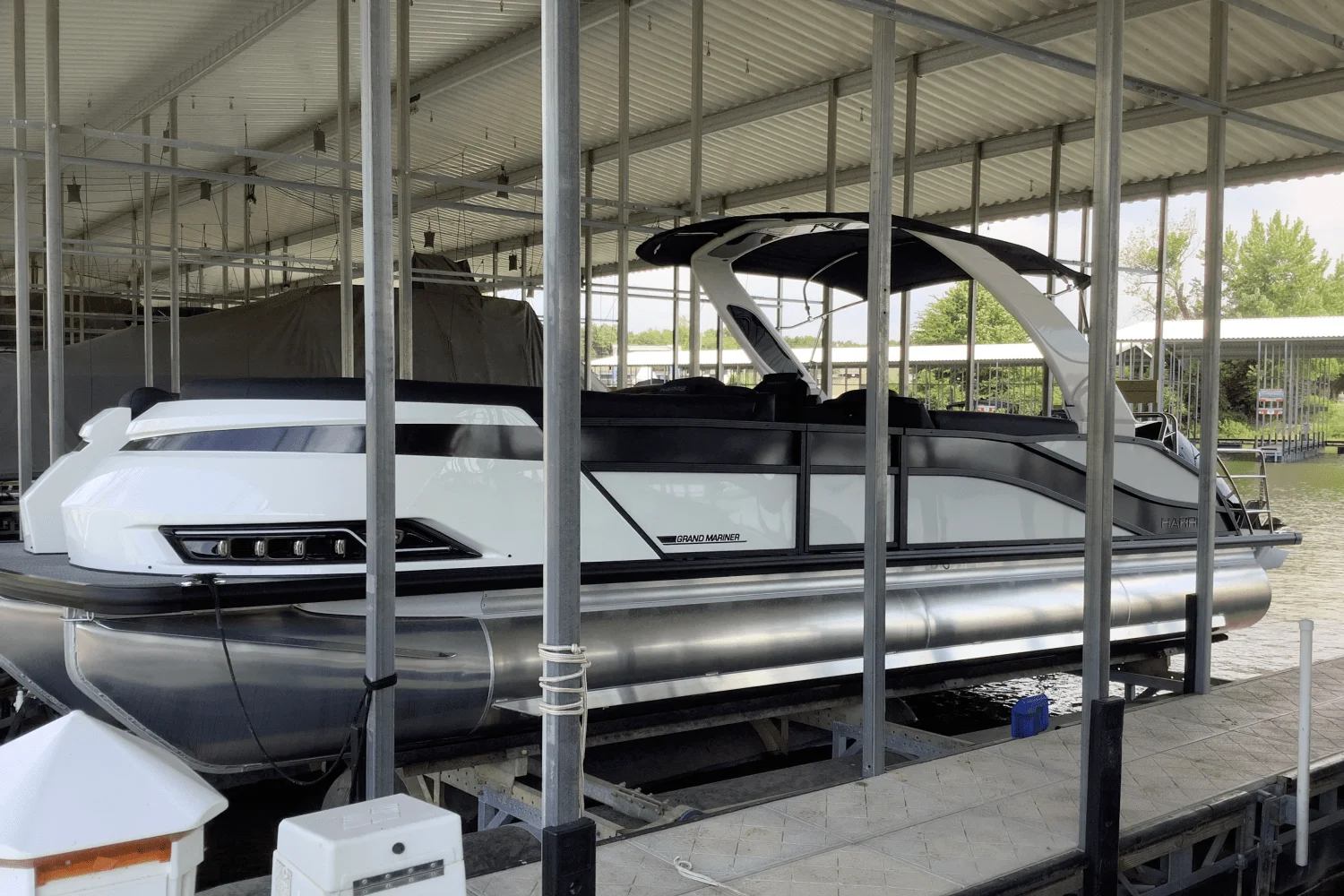 2026 Harris Grand Mariner 250 Image Thumbnail #4