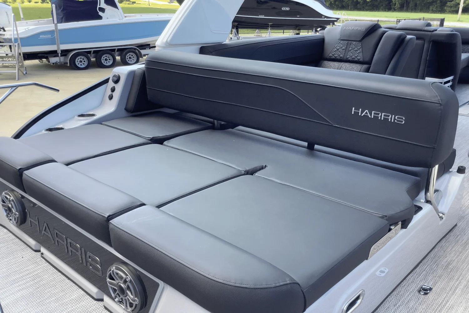 2026 Harris Grand Mariner 250 Image Thumbnail #14