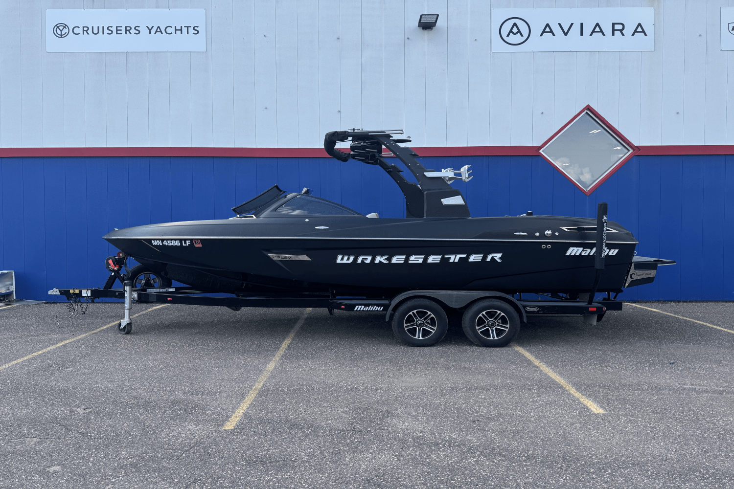 2015 Malibu WAKESETTER 23 LSV Image Thumbnail #2