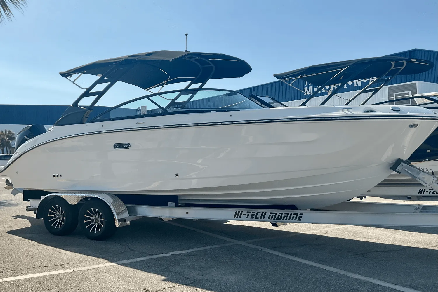 2025 Sea Ray SDX 250 Outboard Image Thumbnail #0