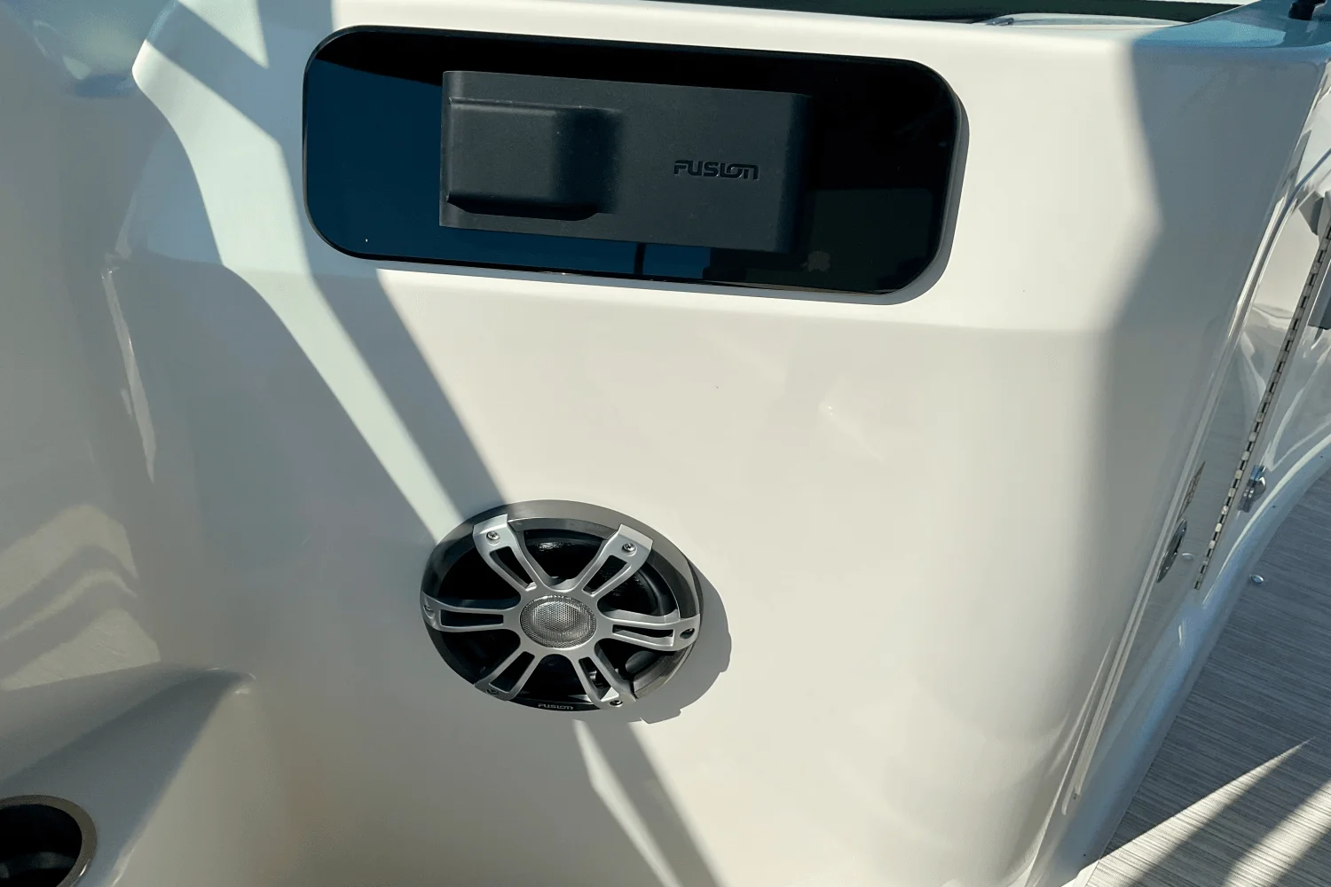 2025 Sea Ray SDX 250 Outboard Image Thumbnail #11