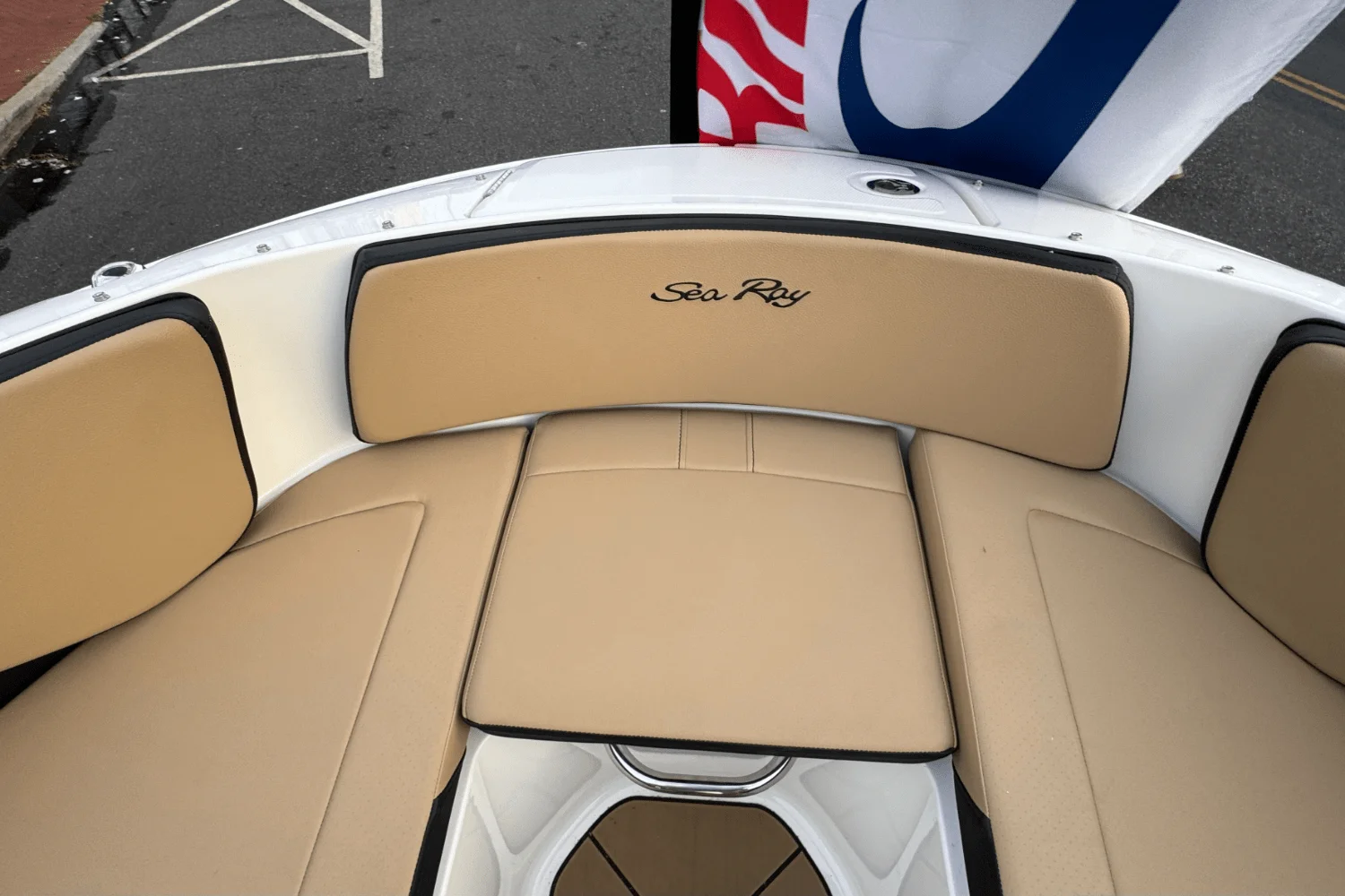 2025 Sea Ray SPX 190 Outboard Image Thumbnail #22