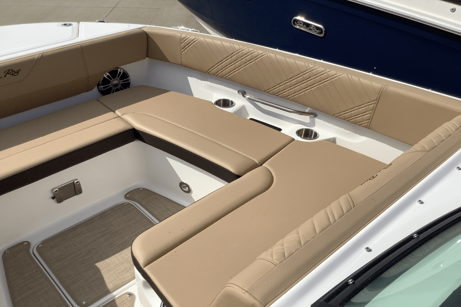 2025 Sea Ray SDX 270 Image Thumbnail #23