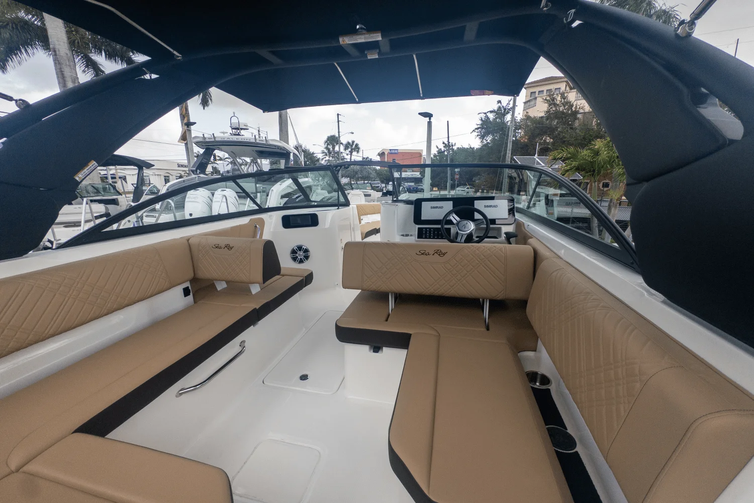 2025 Sea Ray SDX 250 Outboard Image Thumbnail #10