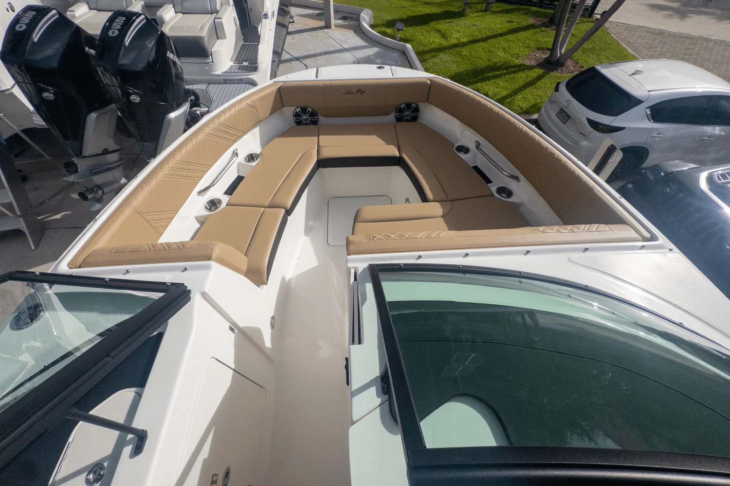 2025 Sea Ray SDX 250 Outboard Image Thumbnail #17