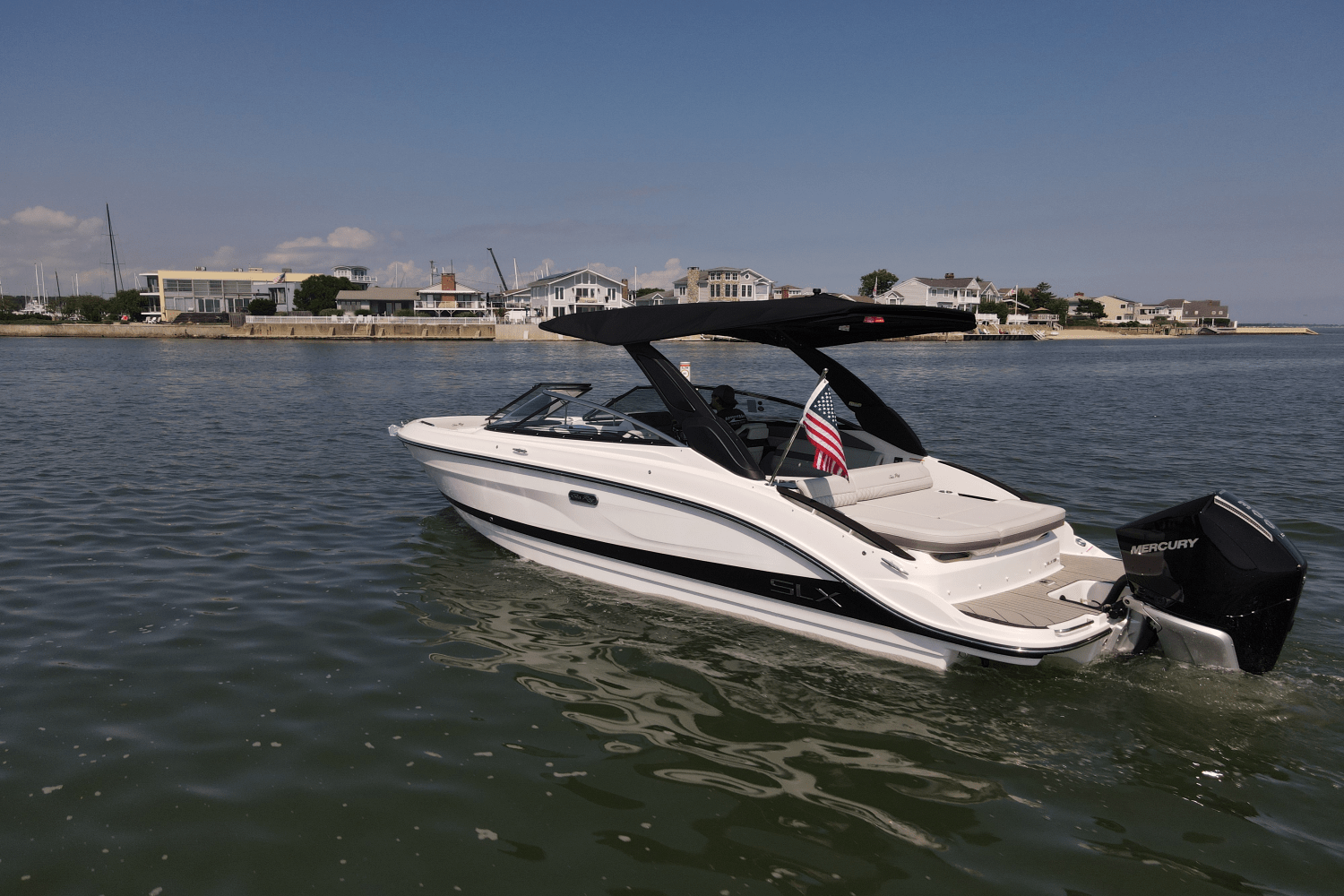 2025 Sea Ray SLX 260 Outboard Image Thumbnail #24