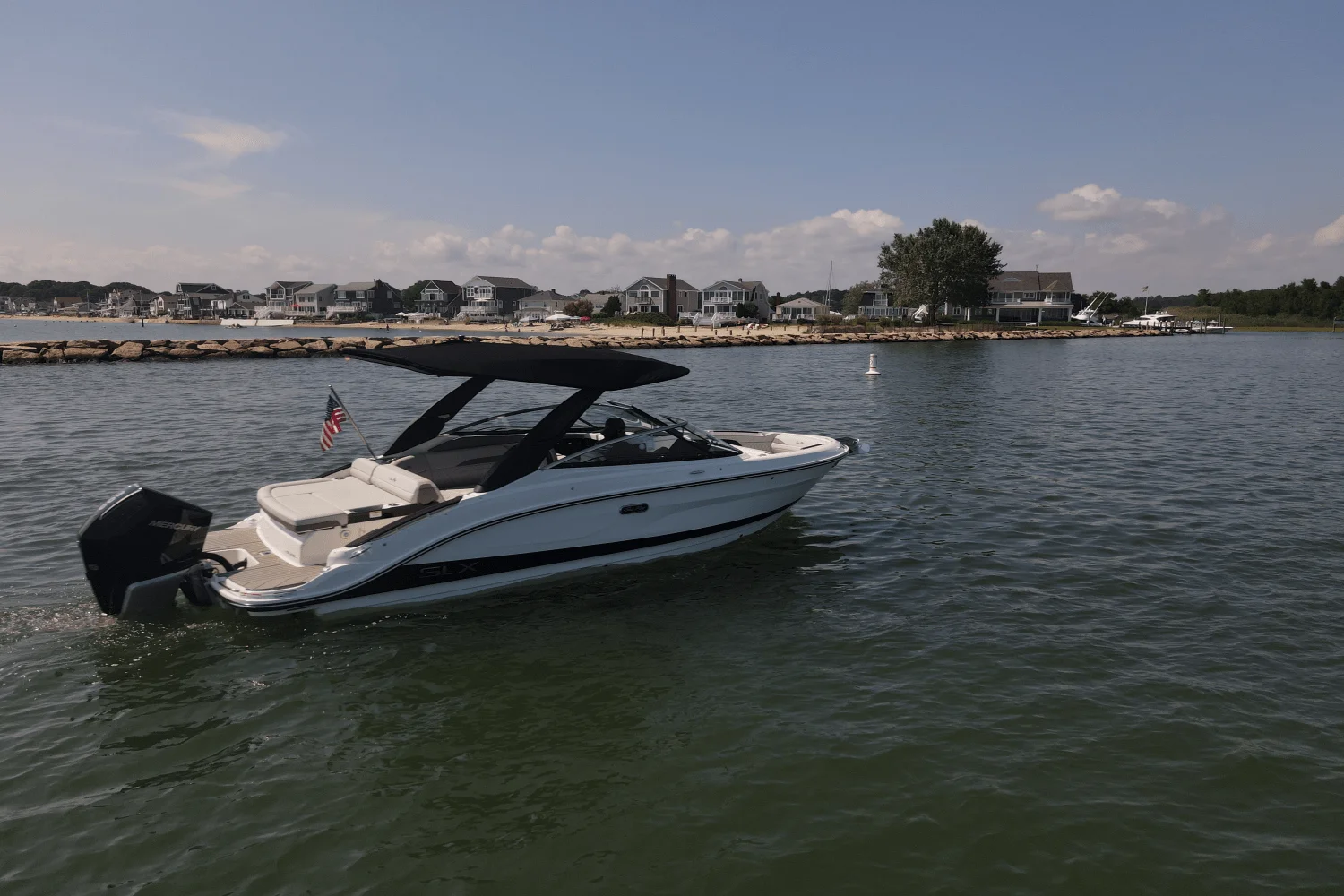 2025 Sea Ray SLX 260 Outboard Image Thumbnail #1