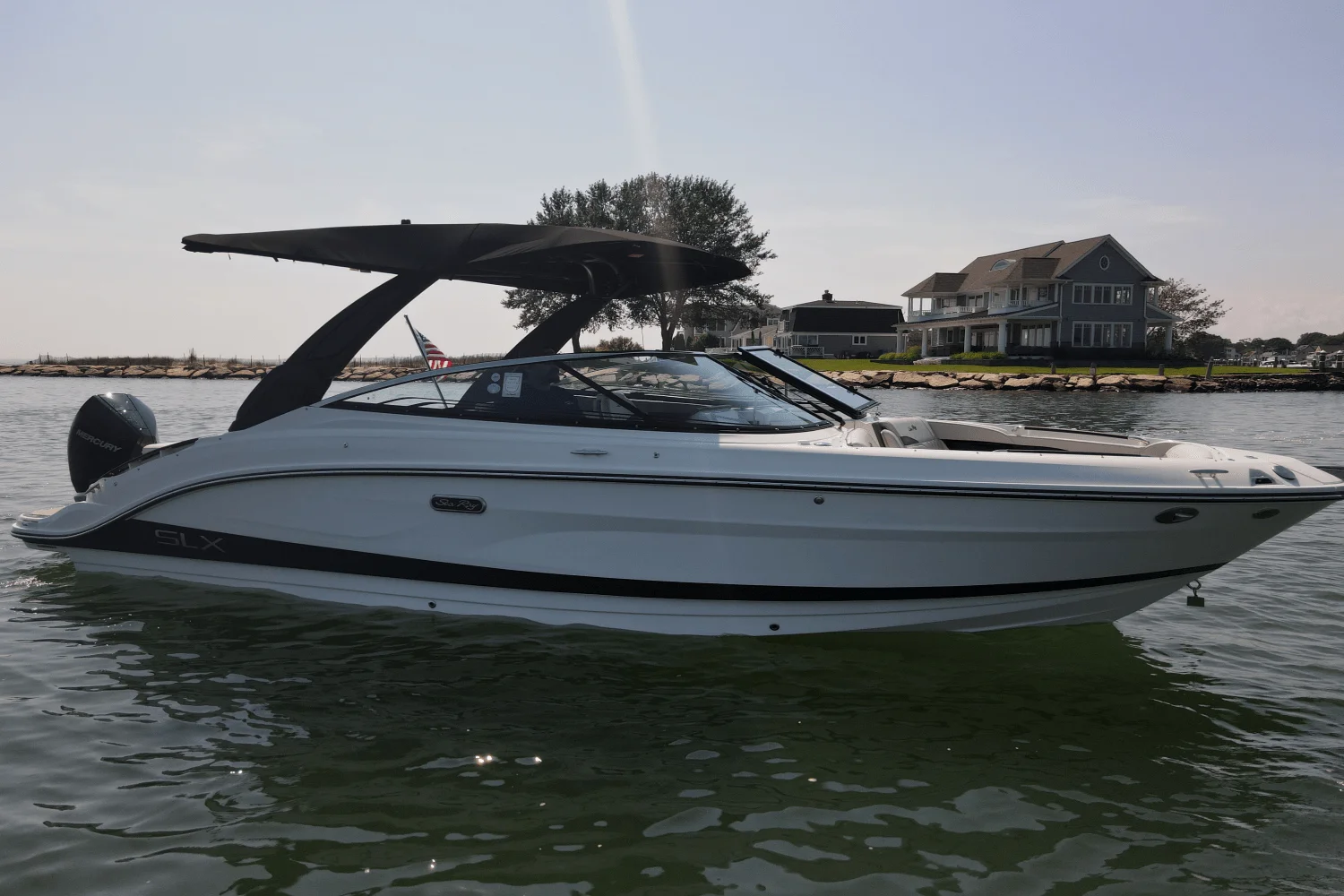 2025 Sea Ray SLX 260 Outboard Image Thumbnail #7