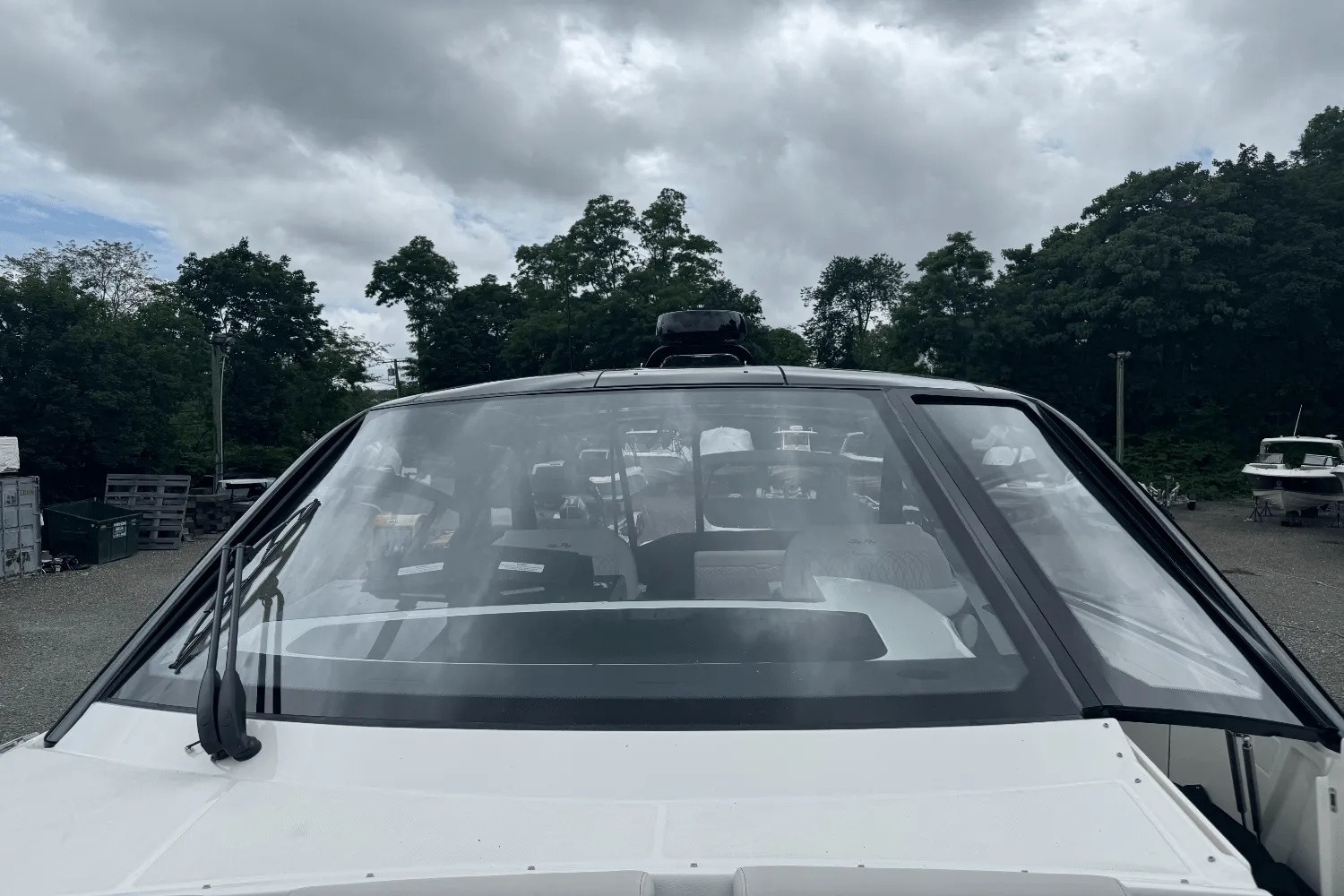 2025 Sea Ray Sundancer 370 Outboard Image Thumbnail #61