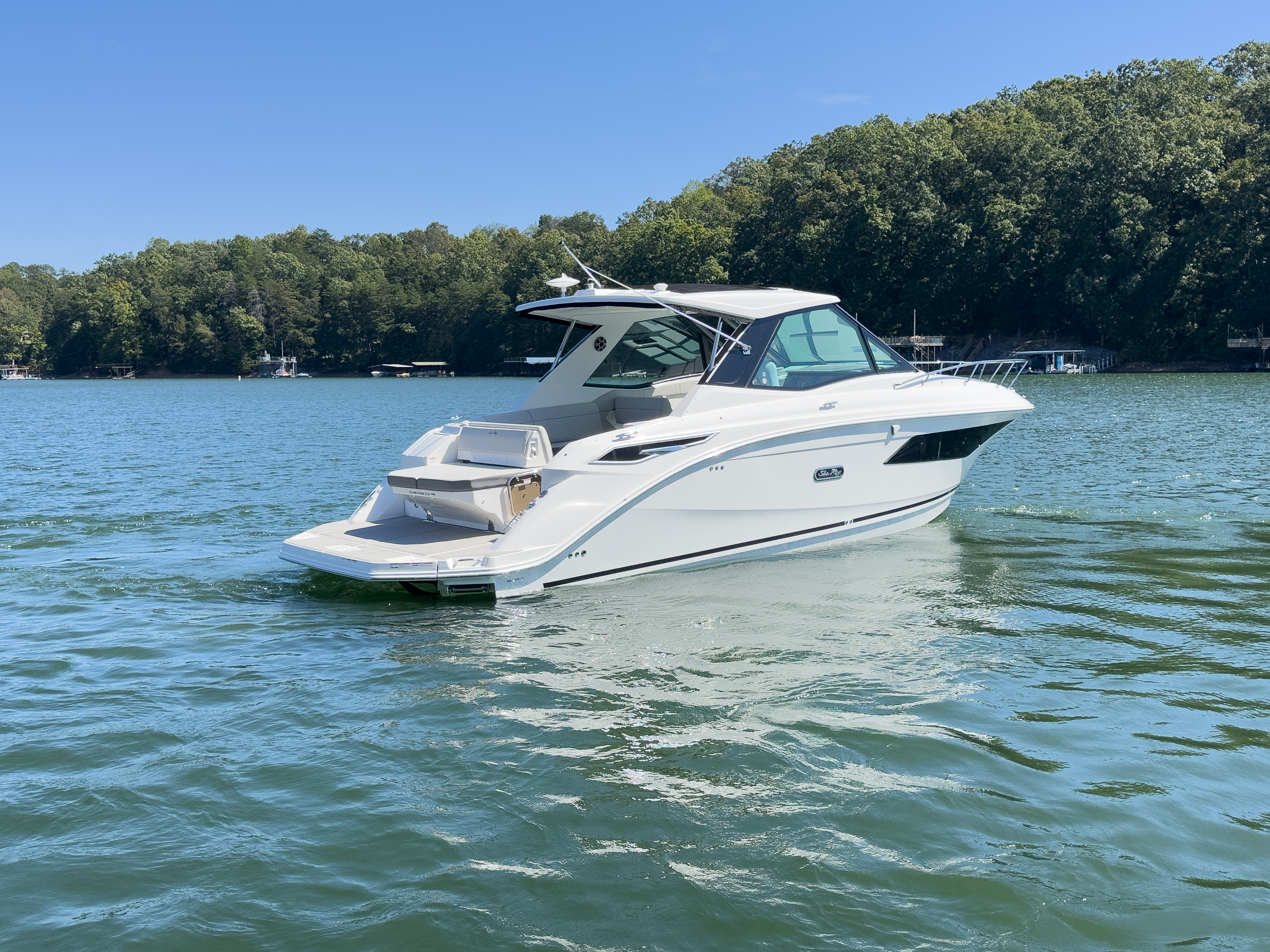 2026 Sea Ray Sundancer 320 Image Thumbnail #5