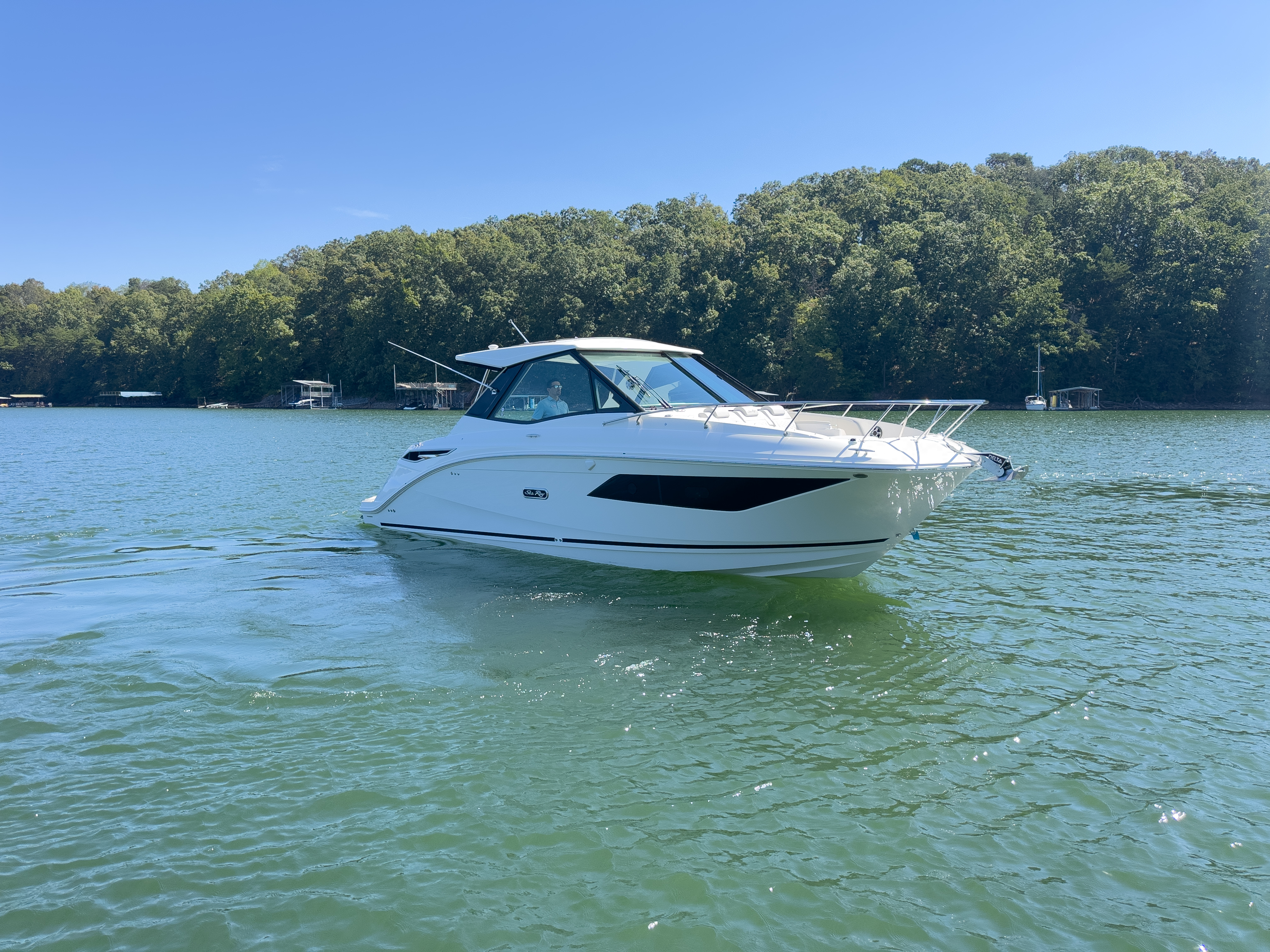 2026 Sea Ray Sundancer 320 Image Thumbnail #3