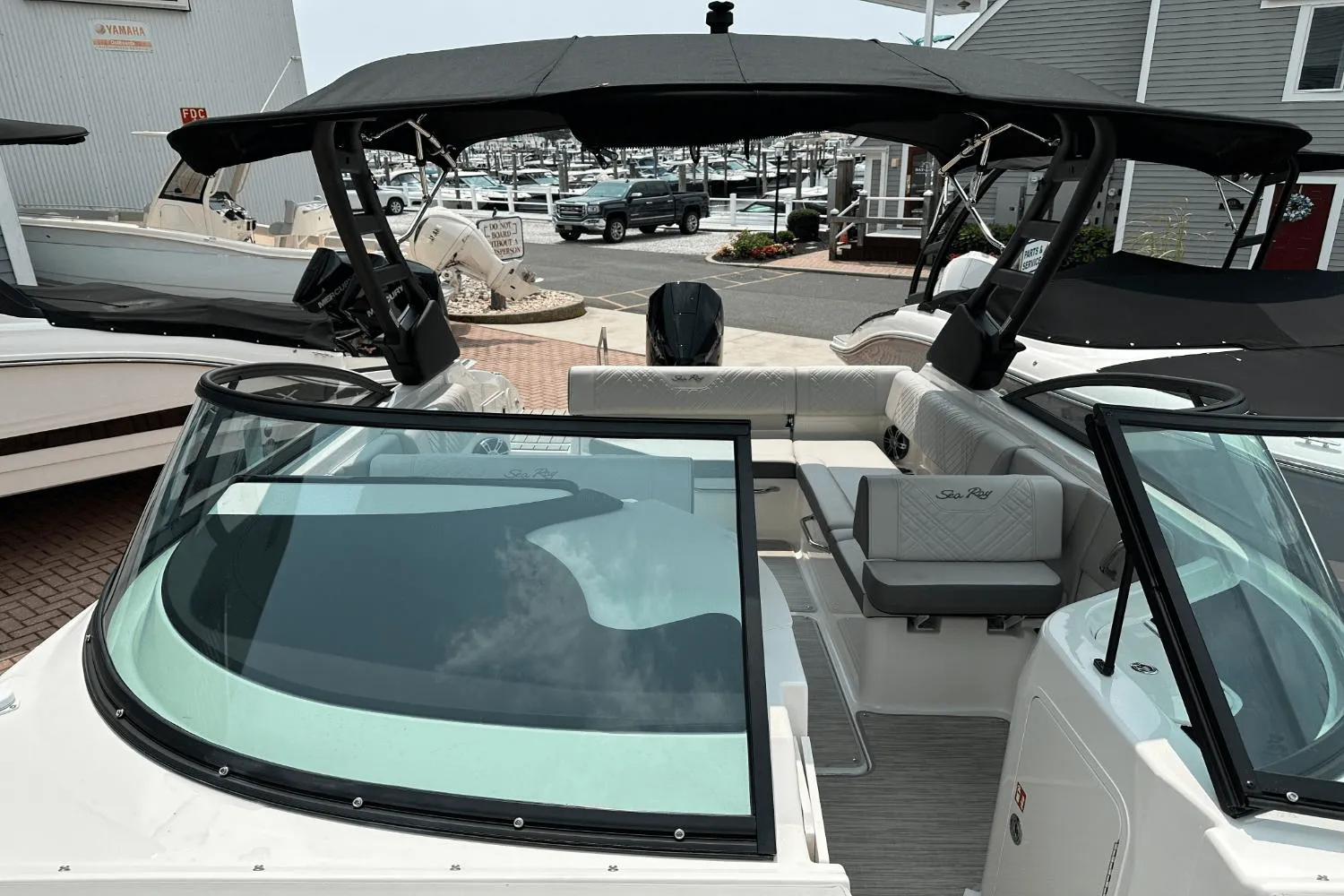 2025 Sea Ray SDX 250 Outboard Image Thumbnail #44
