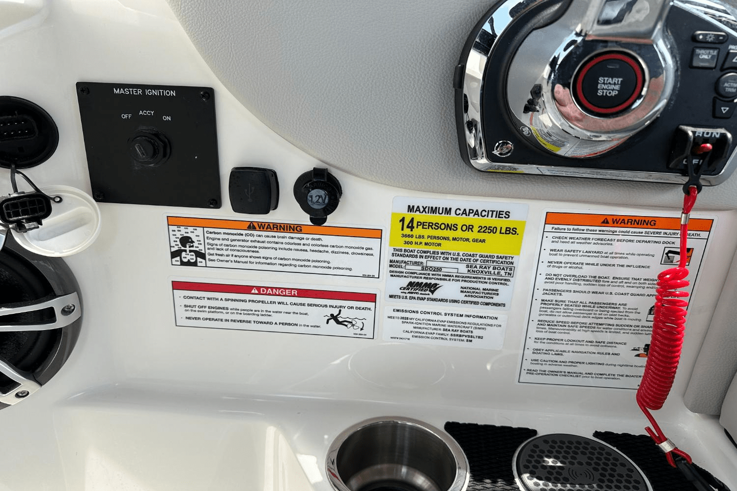 2025 Sea Ray SDX 250 Outboard Image Thumbnail #48