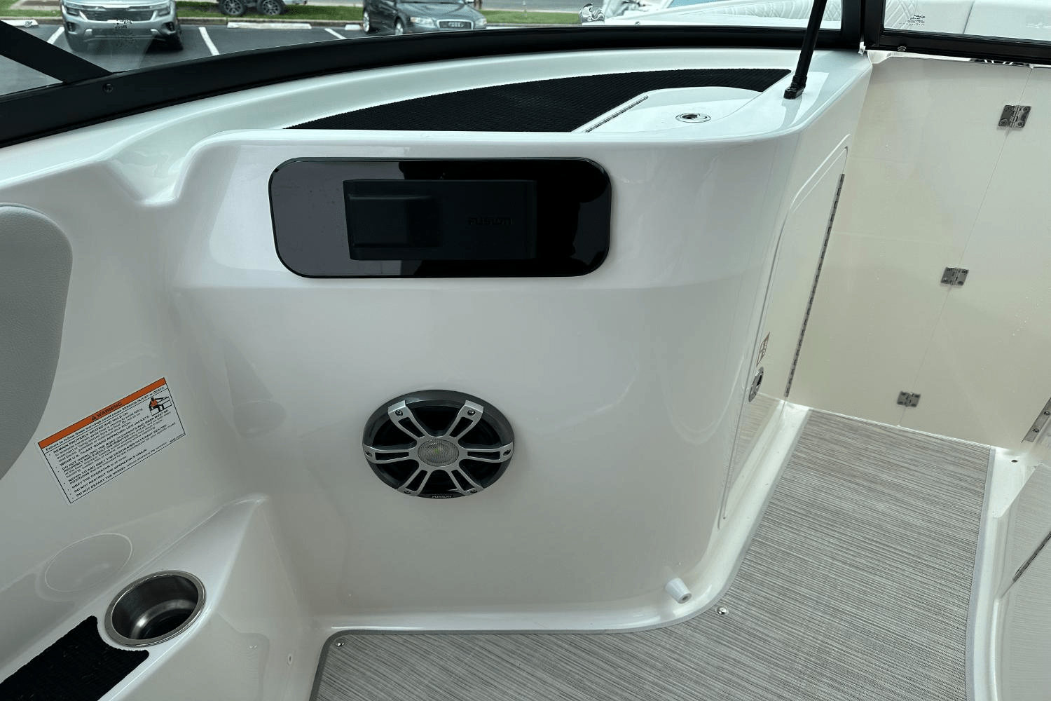 2025 Sea Ray SDX 250 Outboard Image Thumbnail #32