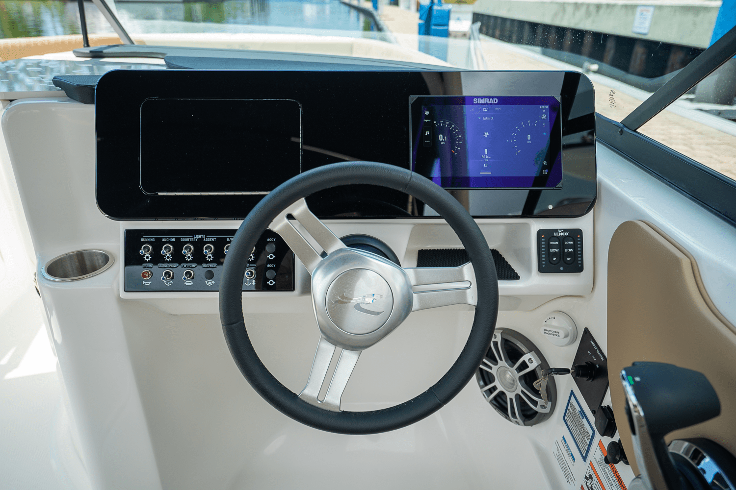 2025 Sea Ray SDX 270 Outboard Image Thumbnail #13